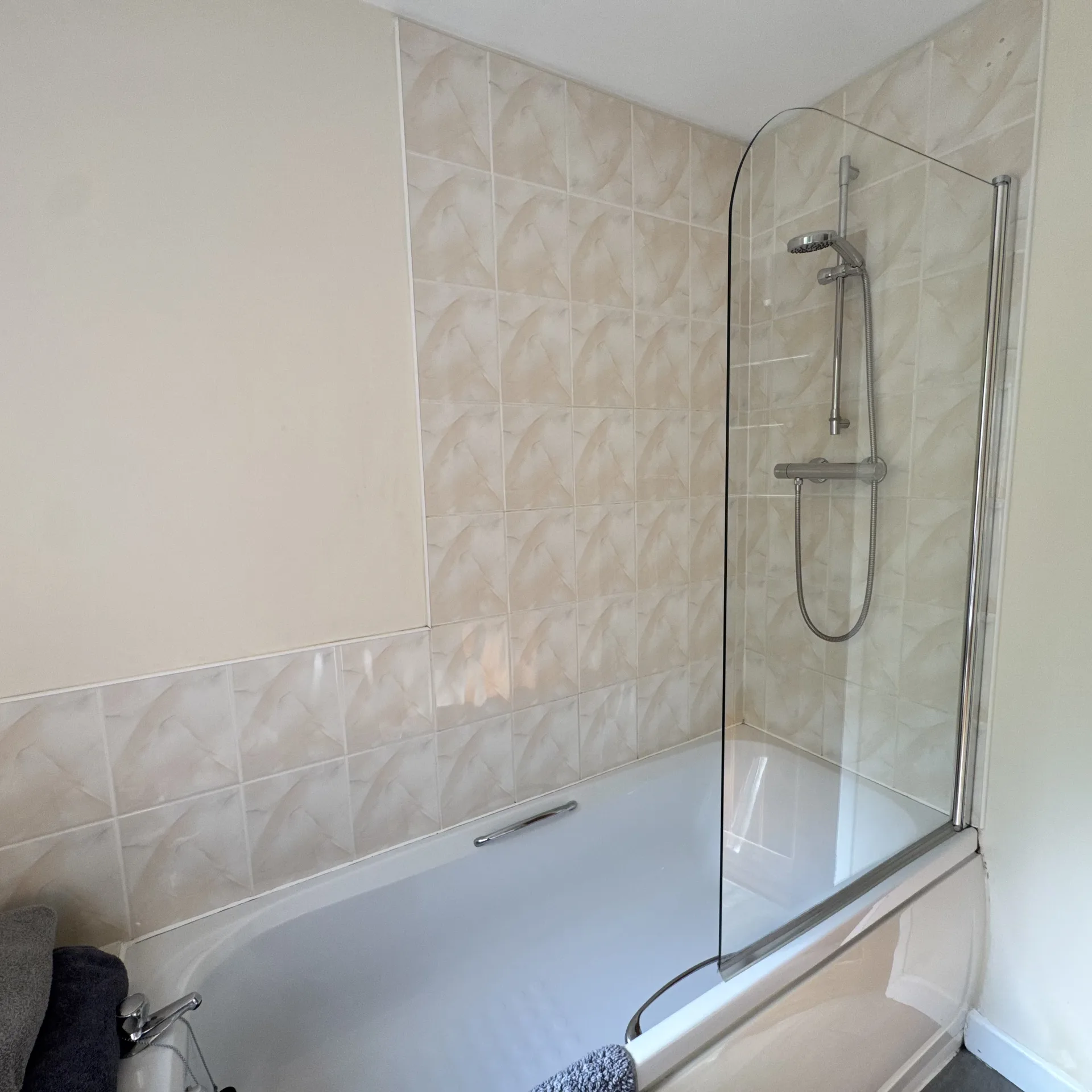 The shower over the bath in Stamford’s bathroom
