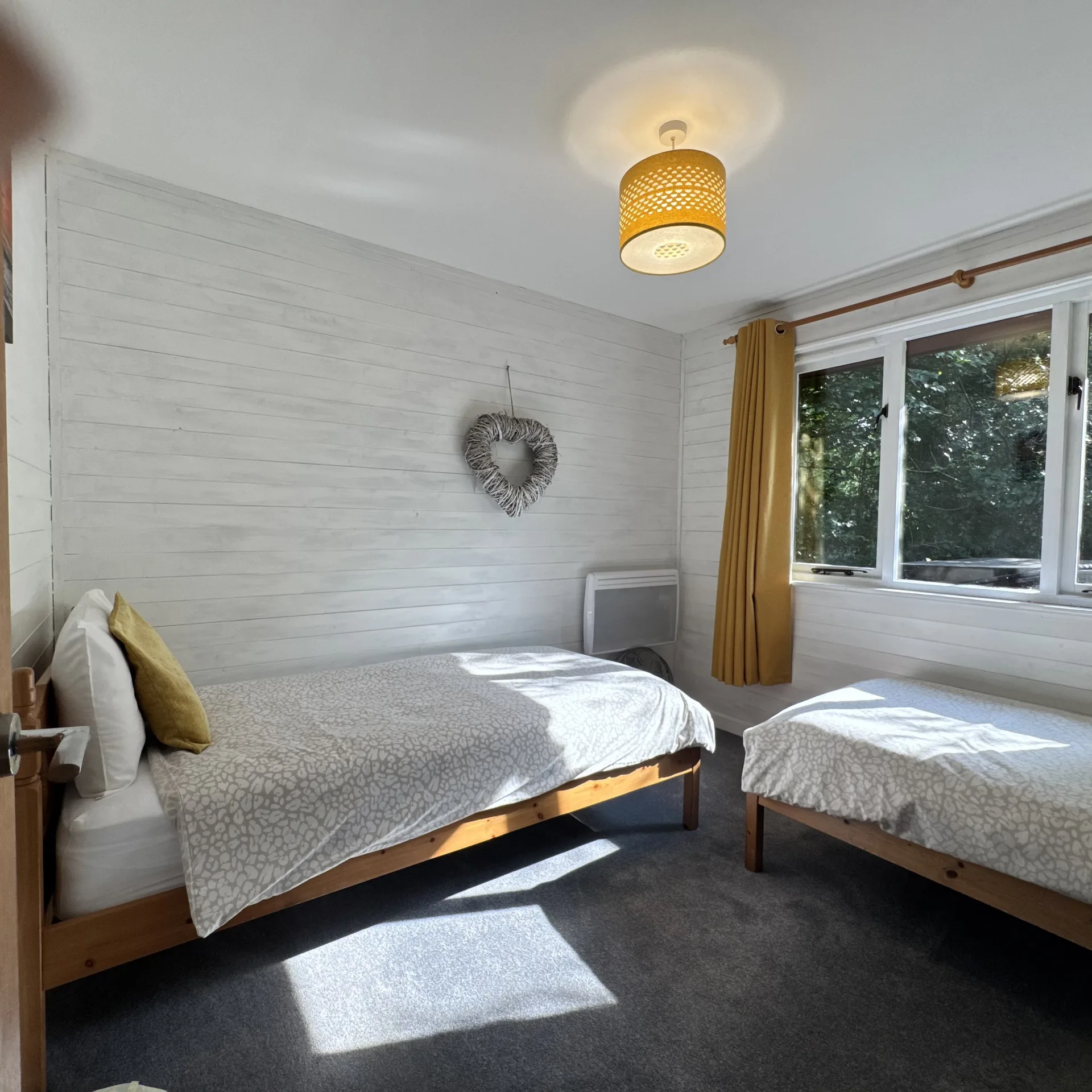 The twin room at Stamford with two made-up single beds